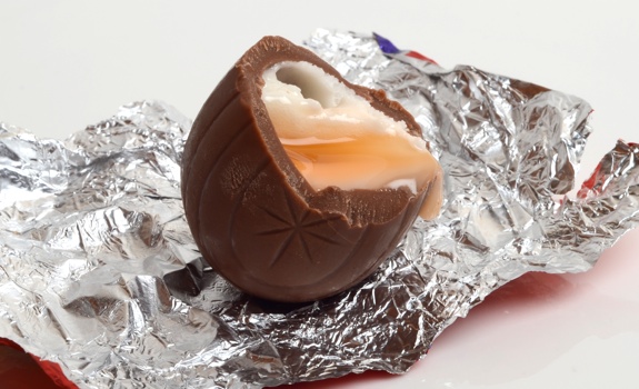 0311-creme-egg-02.jpg